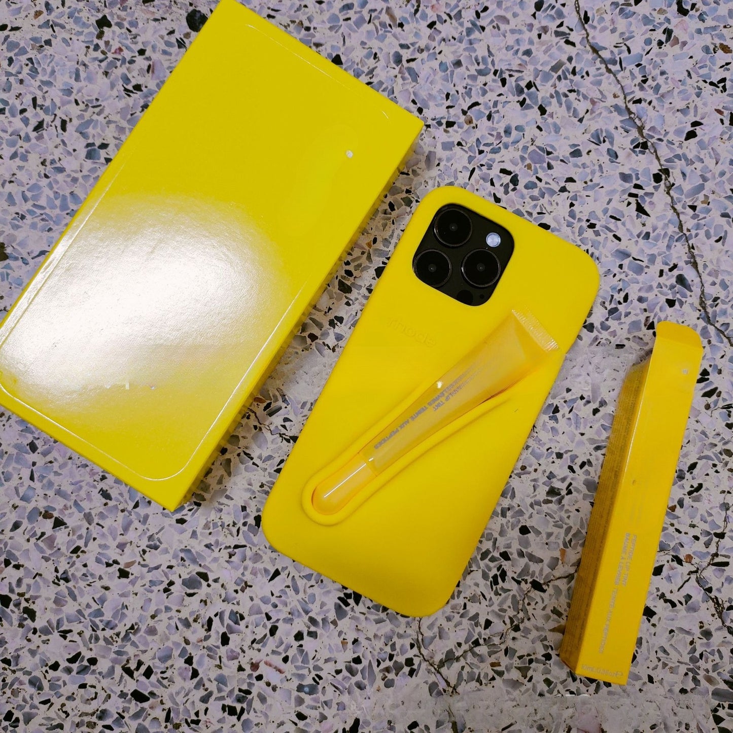 Mobile Phone Case Creative Lipstick SA408-2