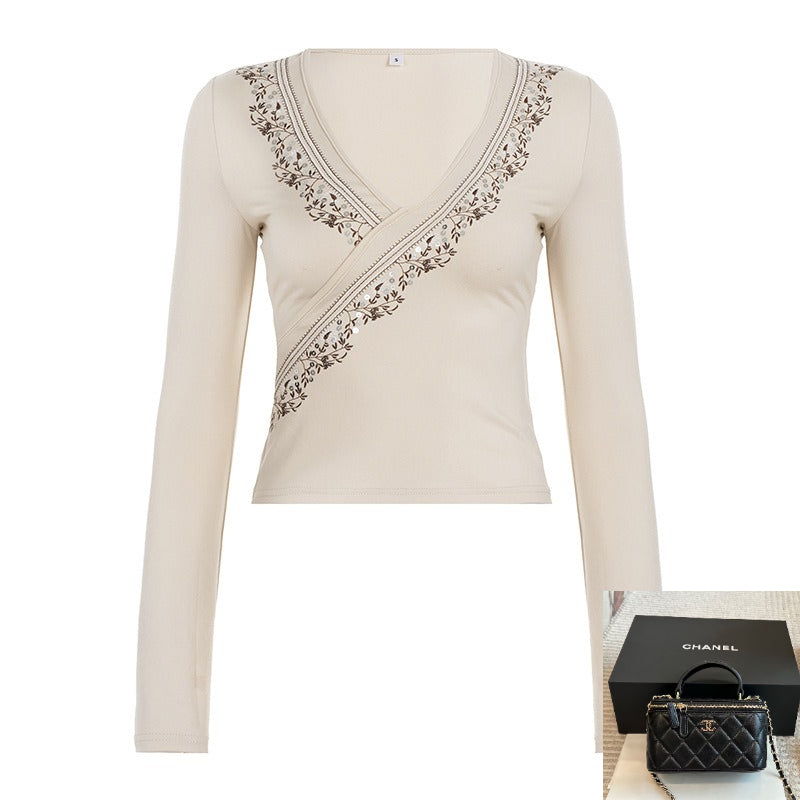 V-neck Vintage Embroidered Long-sleeved Top SA432