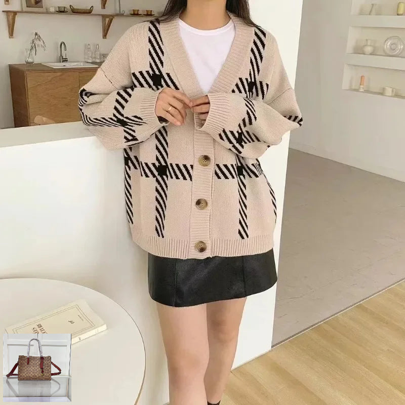 Contrasting Striped Sweater Cardigan SA011