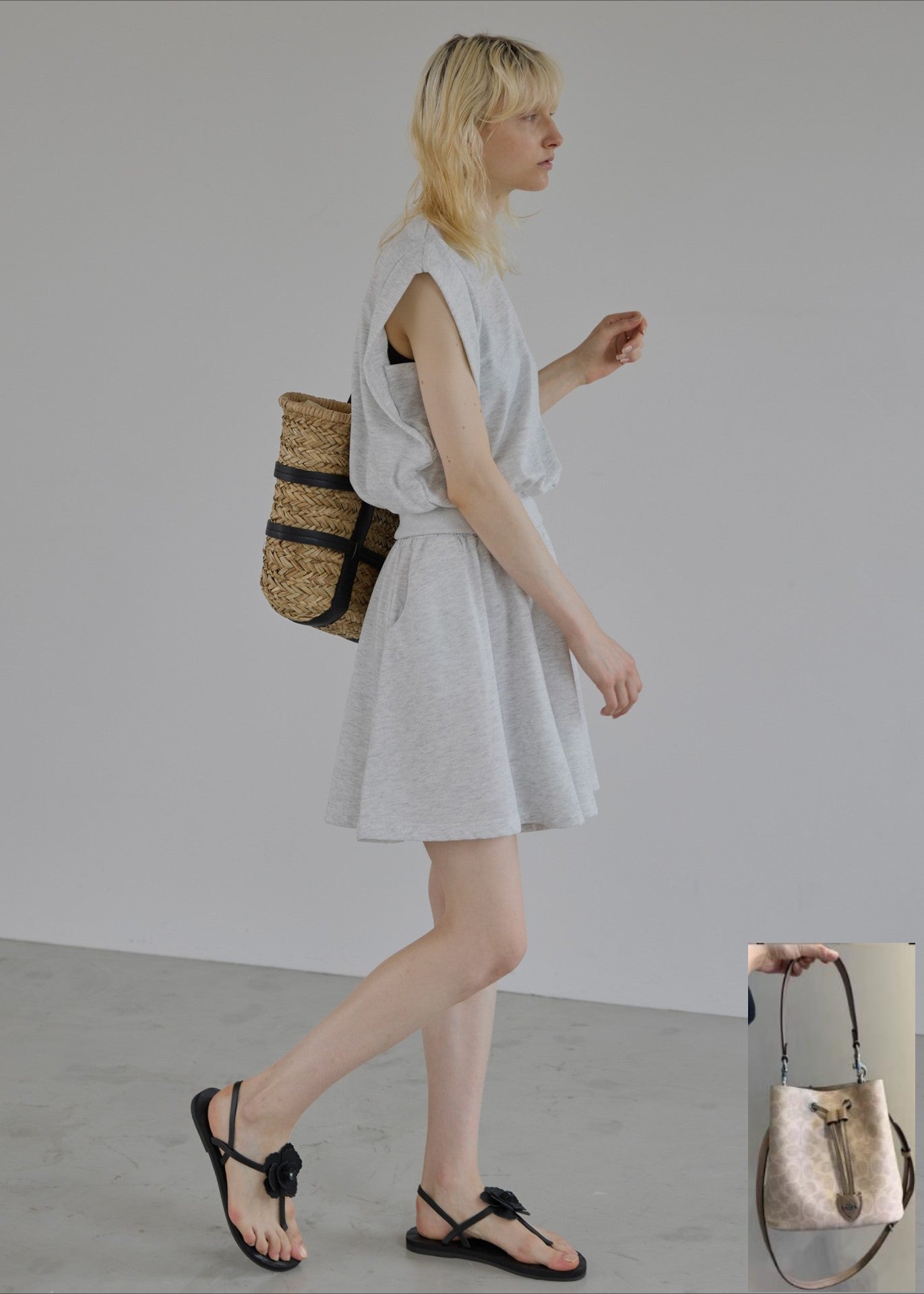 Sports Suit Loose Knitted T-shirt Short Skirt SA367