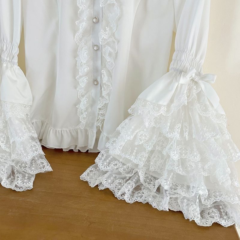 Sweet and Cute Lace Shirt with Long Sleeves 69A916