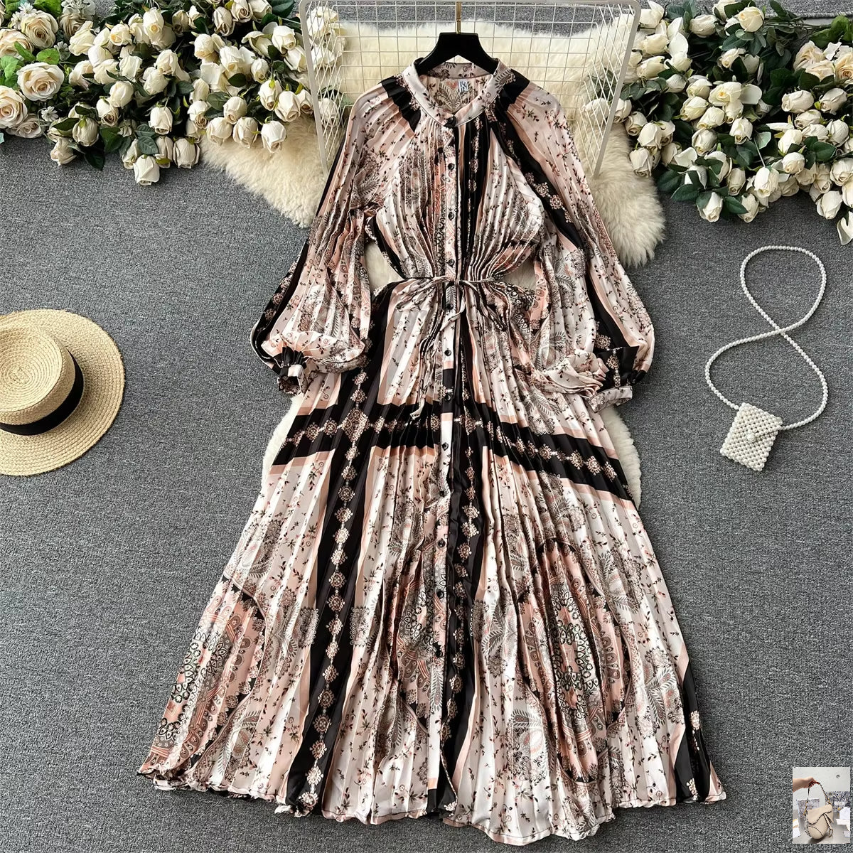 Elegant Vintage Print Pleated Dress SA122