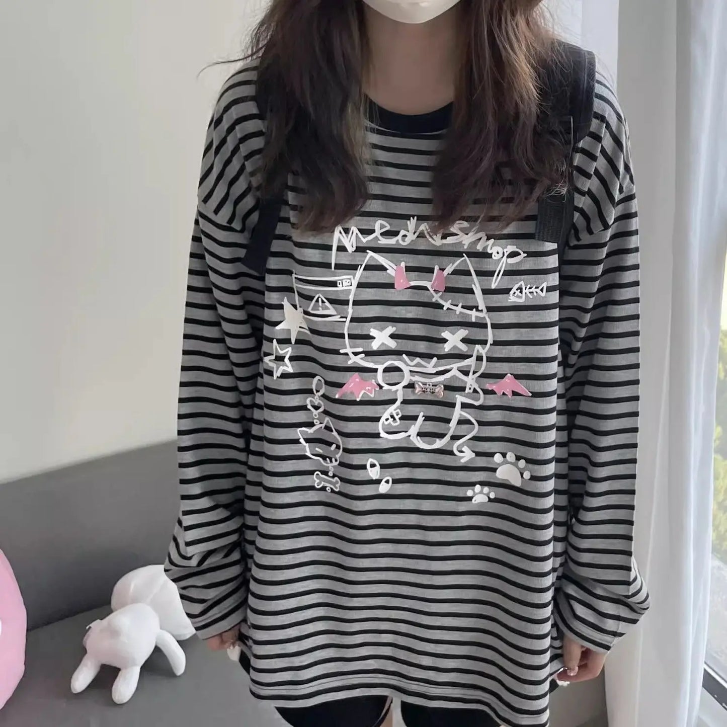 Vintage Striped Long-sleeved Graffiti TshirtsSA180