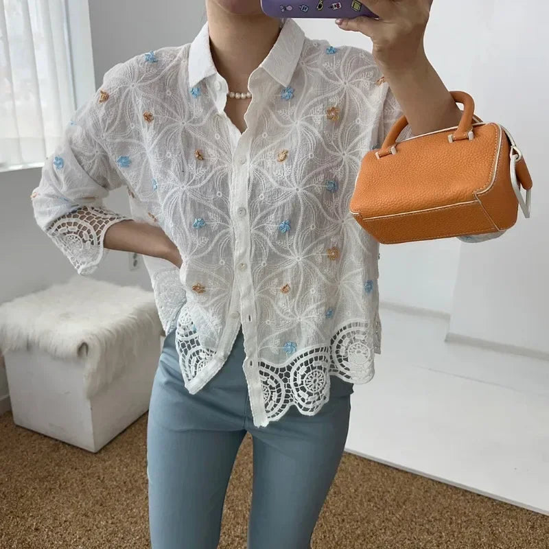 Temperament Blouse Embroidery Splicing Shirt 52B376