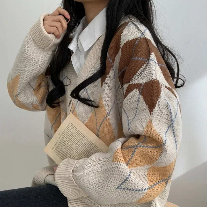 V-Neck Diamond Grid Knitted Cardigan SA026