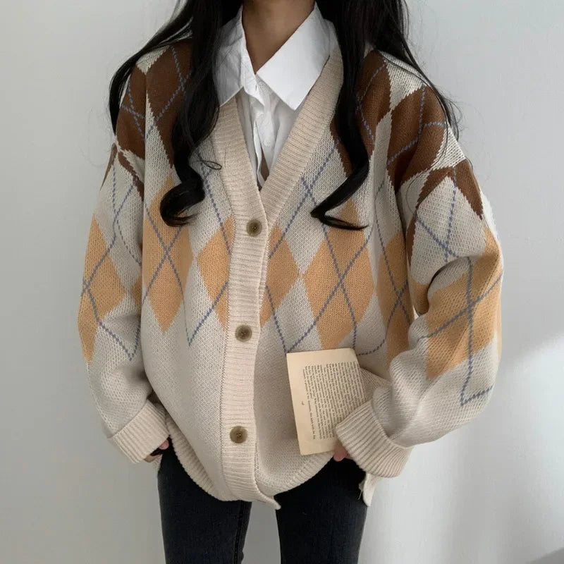 V-Neck Diamond Grid Knitted Cardigan SA026