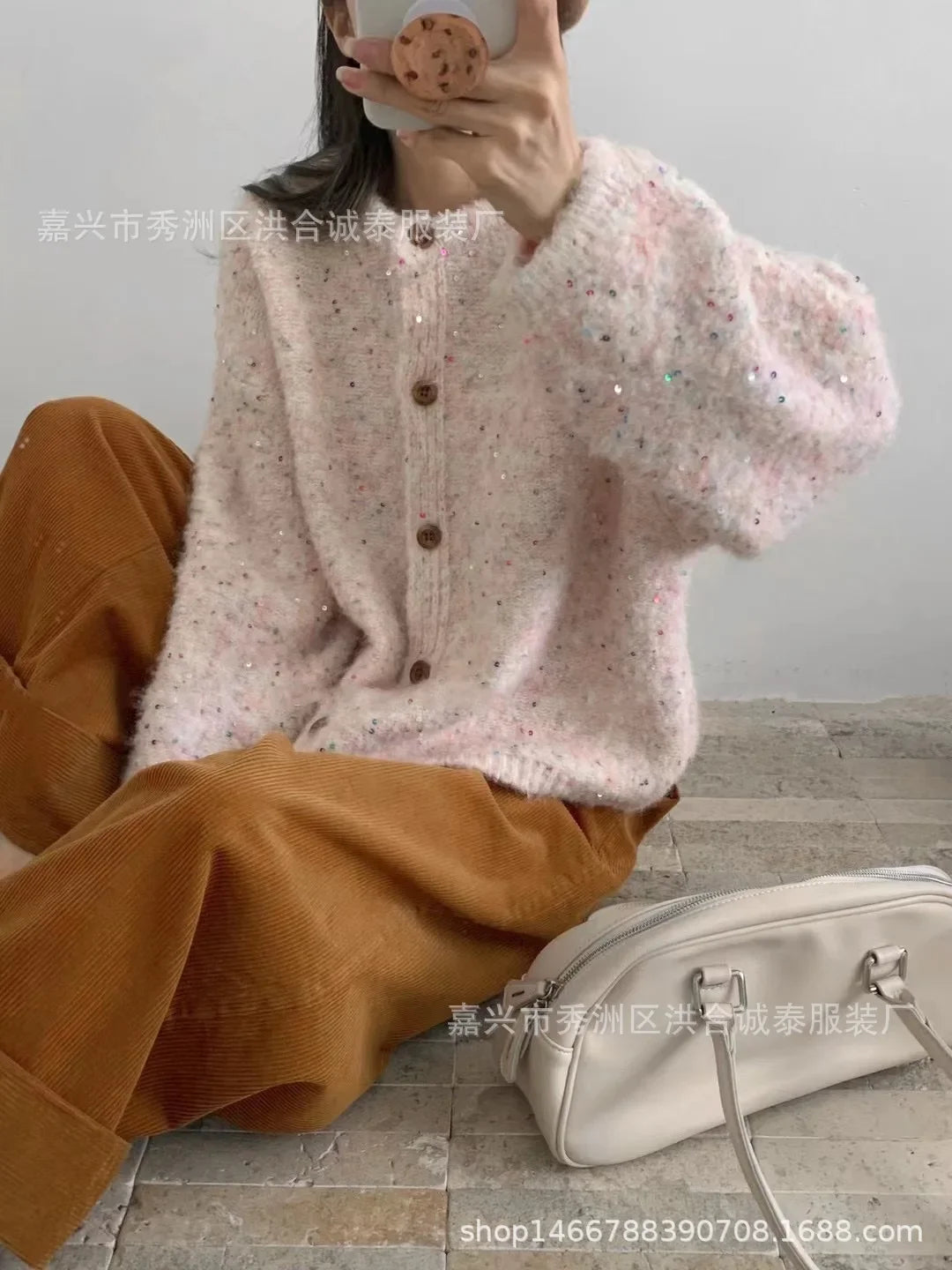 Glutinous O-Neck Long Sleeve Knitted Coats SA008