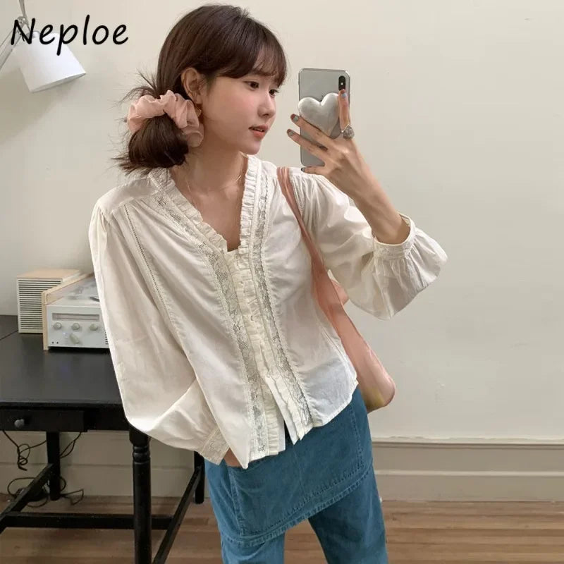 Femme Sweet Style Lace Patchwork Shirt SA079