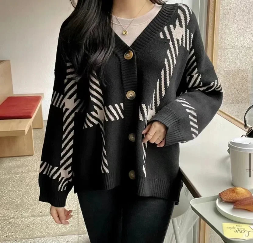 Contrasting Striped Sweater Cardigan SA011