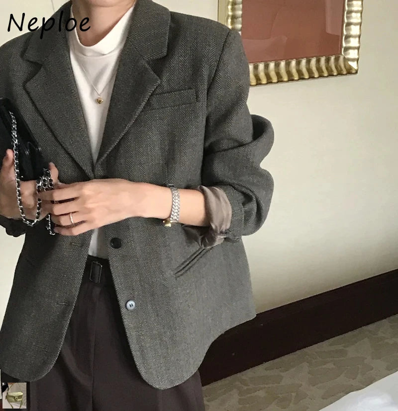 Turn-down Collar Long Sleeve Tailored Coat SA074
