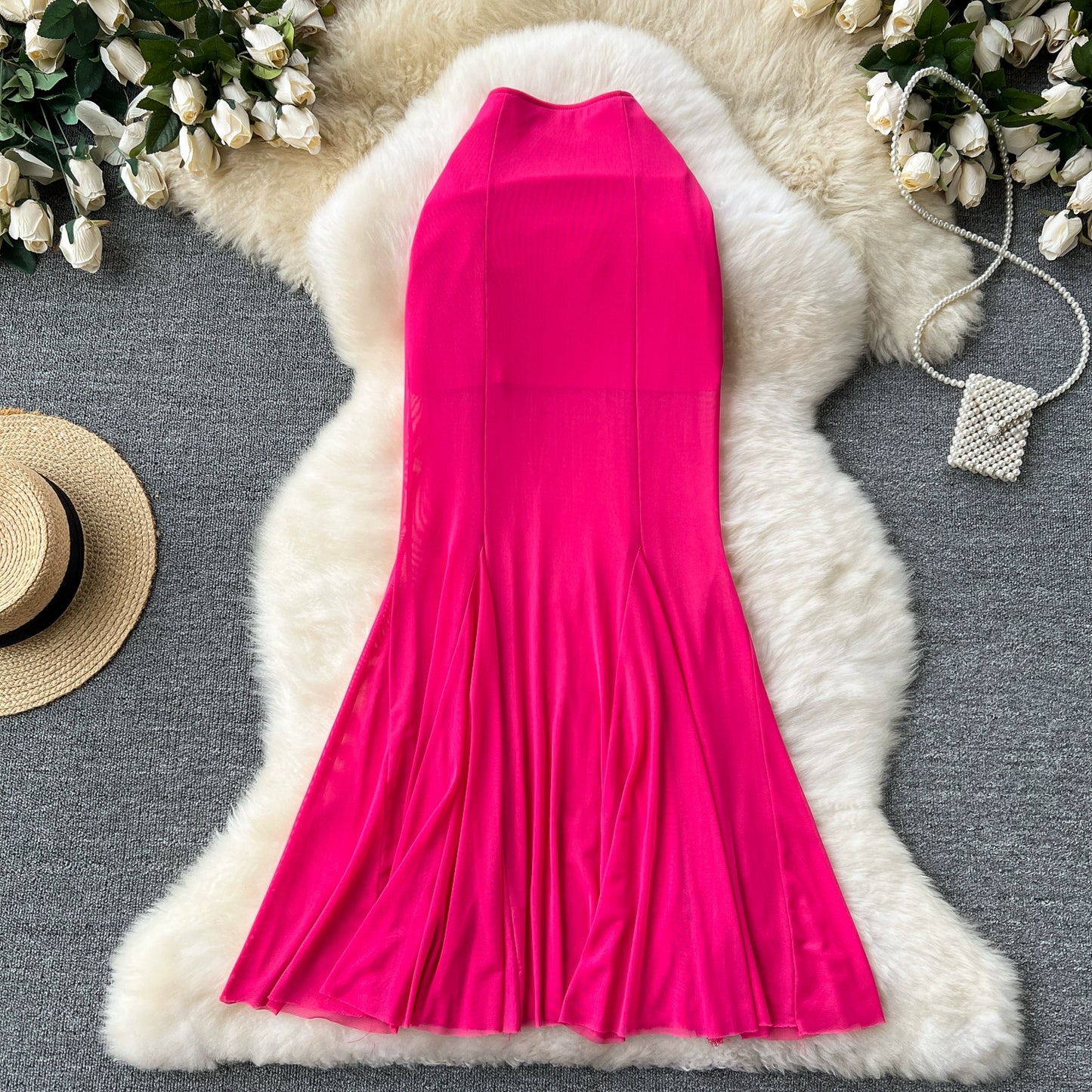 Mesh stitching fishtail hip skirt