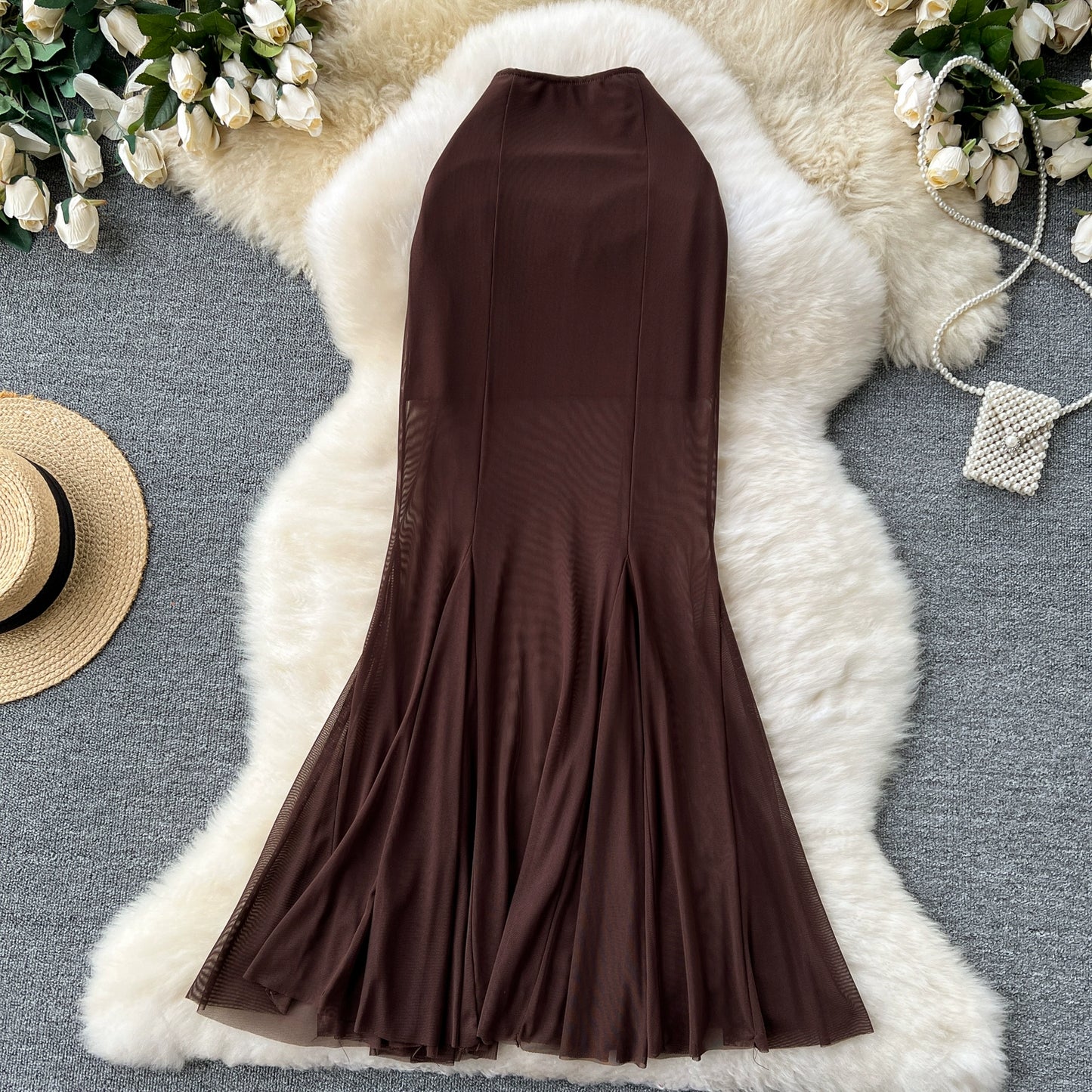 Mesh stitching fishtail hip skirt