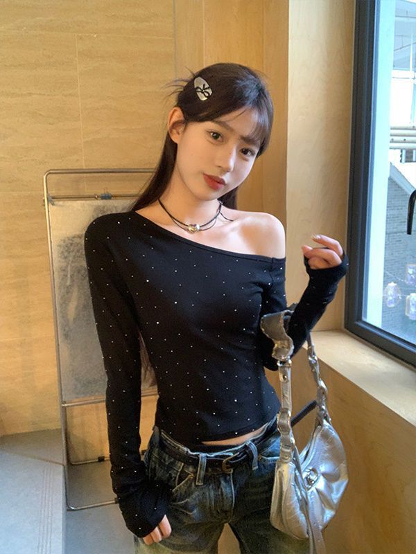 Slant Neck Off-Shoulder Long Sleeve T-Shirt Women SA403