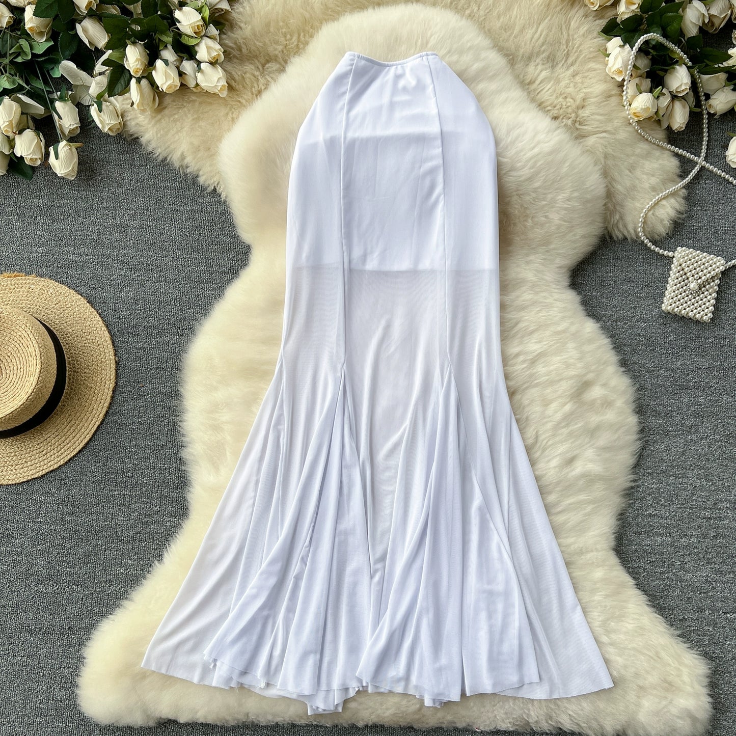 Mesh stitching fishtail hip skirt