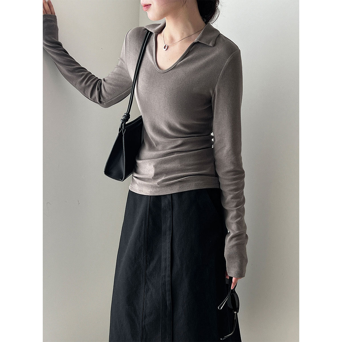 V-neck High-end Slim Bottoming Shirt SA444