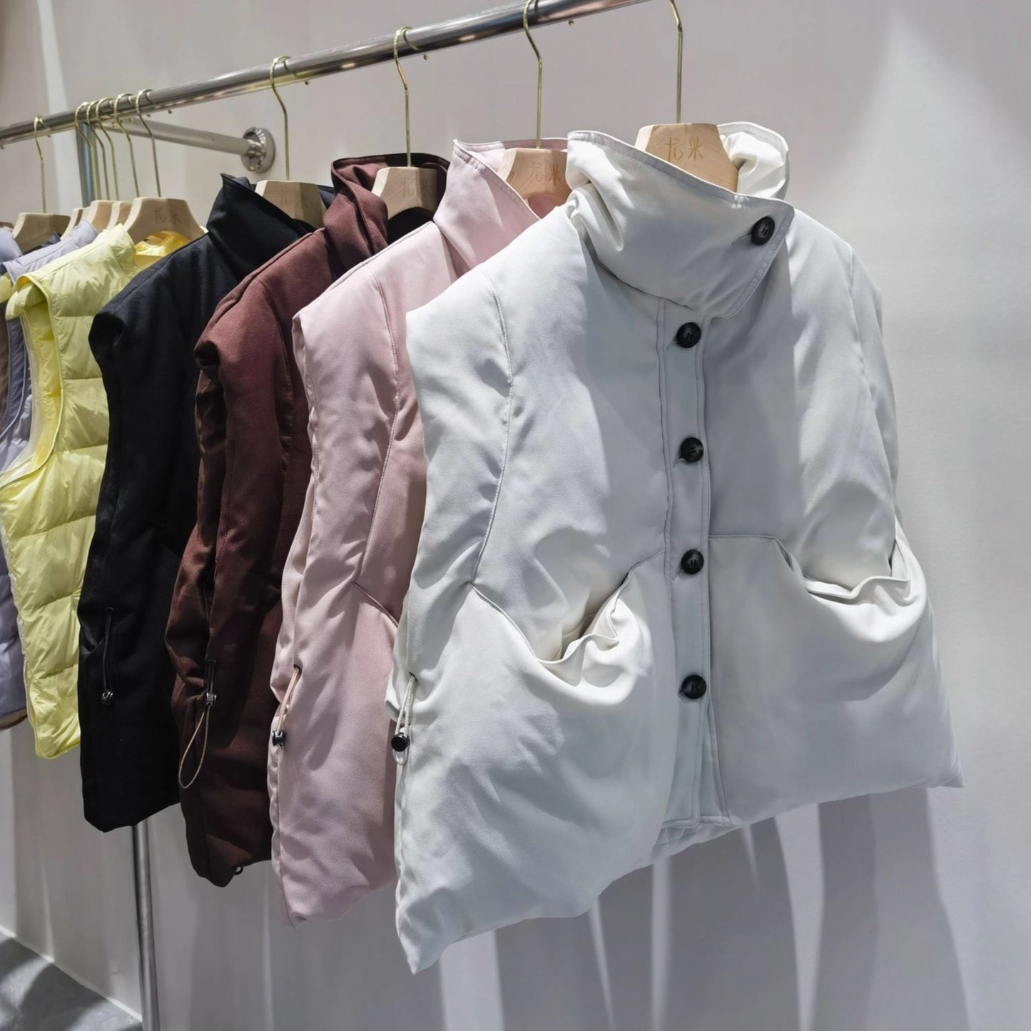 Winter Short Stand-up Collar Vest for Women SA493