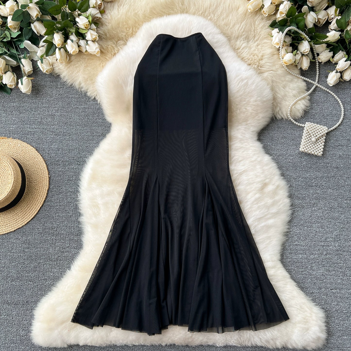 Mesh stitching fishtail hip skirt
