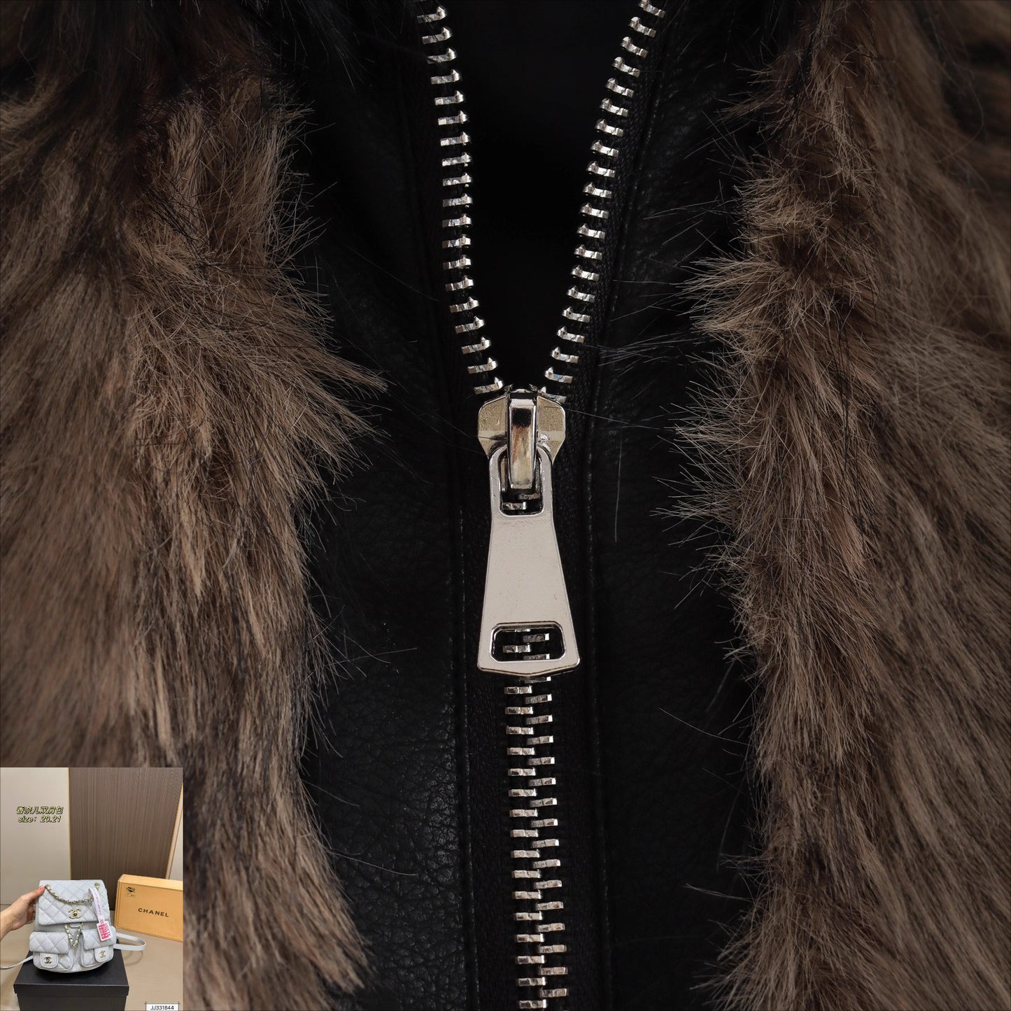 Color Matching Fur Integrated Jacket SA410