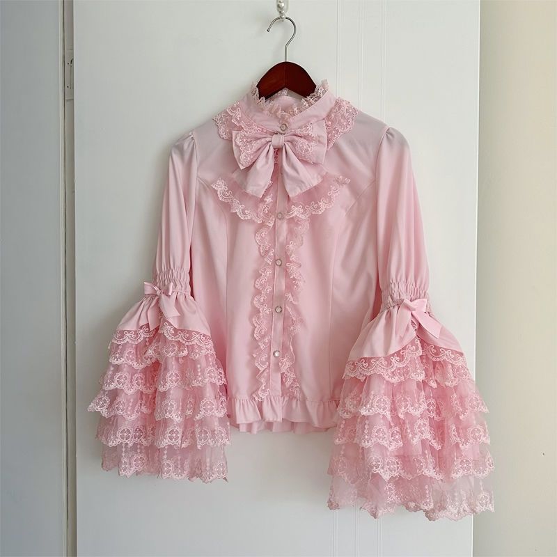 Sweet and Cute Lace Shirt with Long Sleeves 69A916