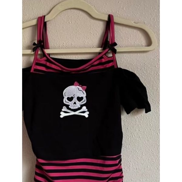 Striped Patchwork Off-shoulder Short-sleeved T-shirt US 64H007