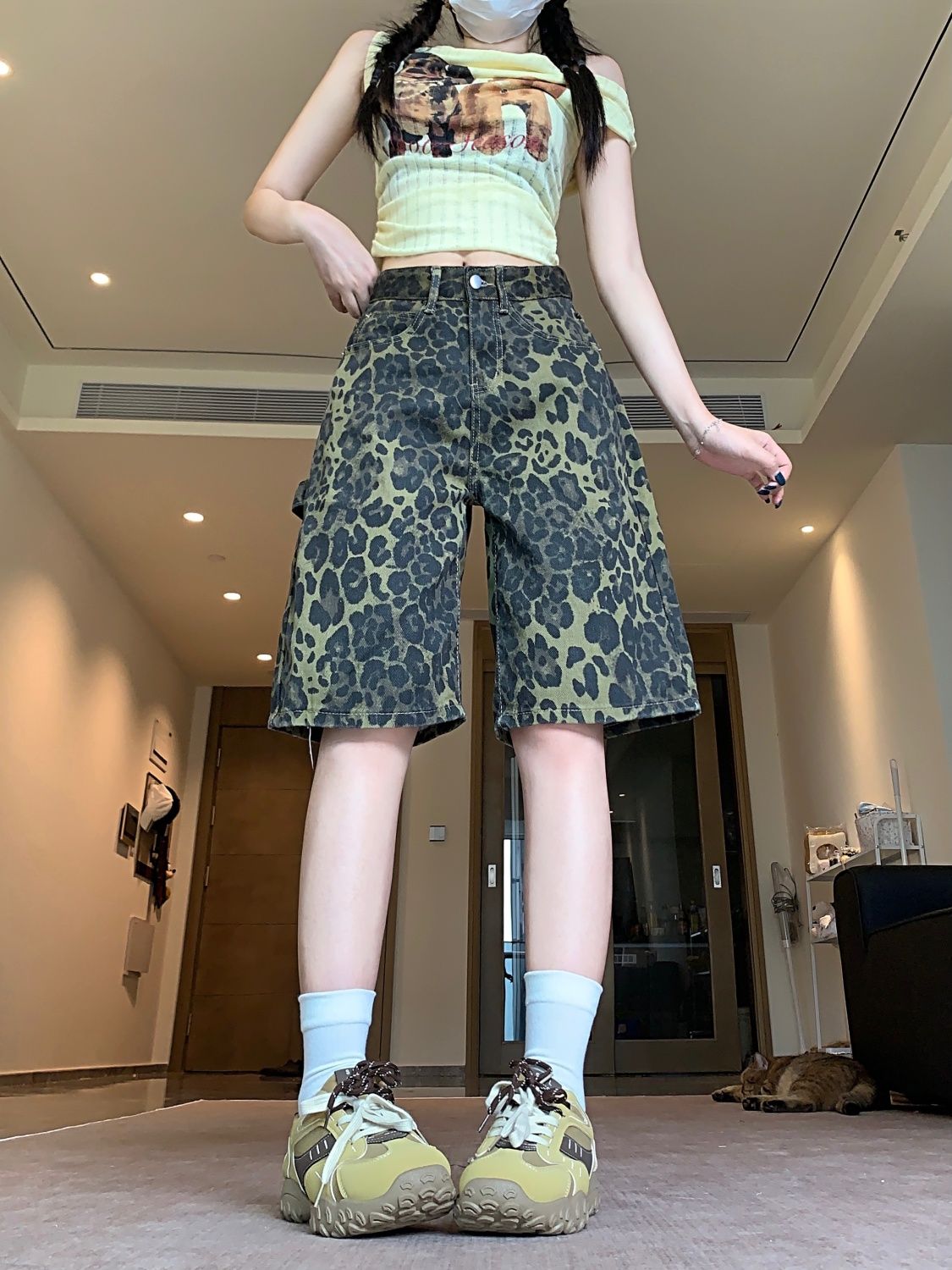 Leopard Print Denim Shorts SA904