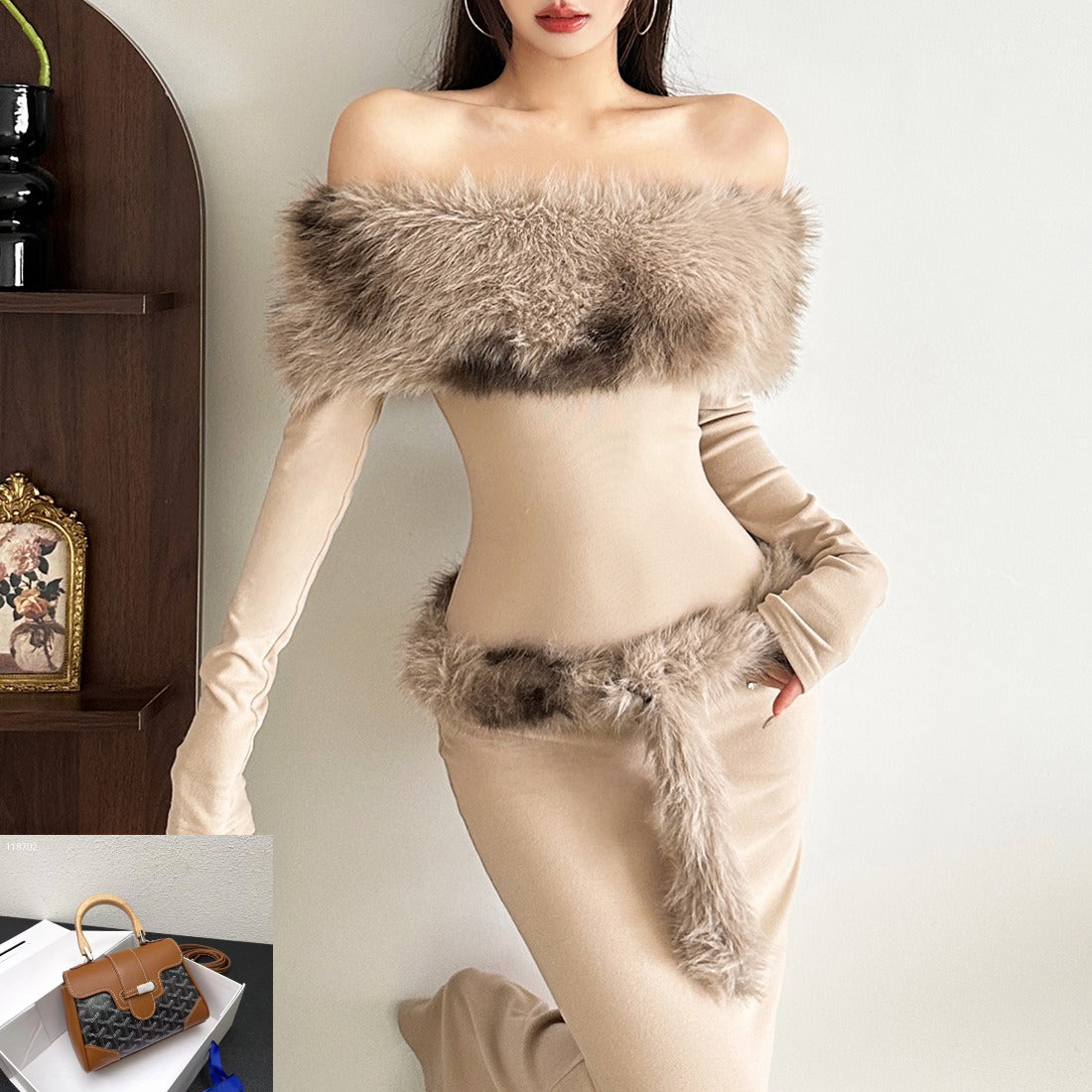 Slim Dress with A One-shoulder Patchwork Fur Collar SA532
