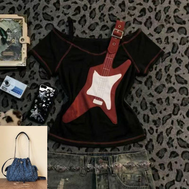 Off-the-shoulder Short-sleeved Topst-shirt  SA965