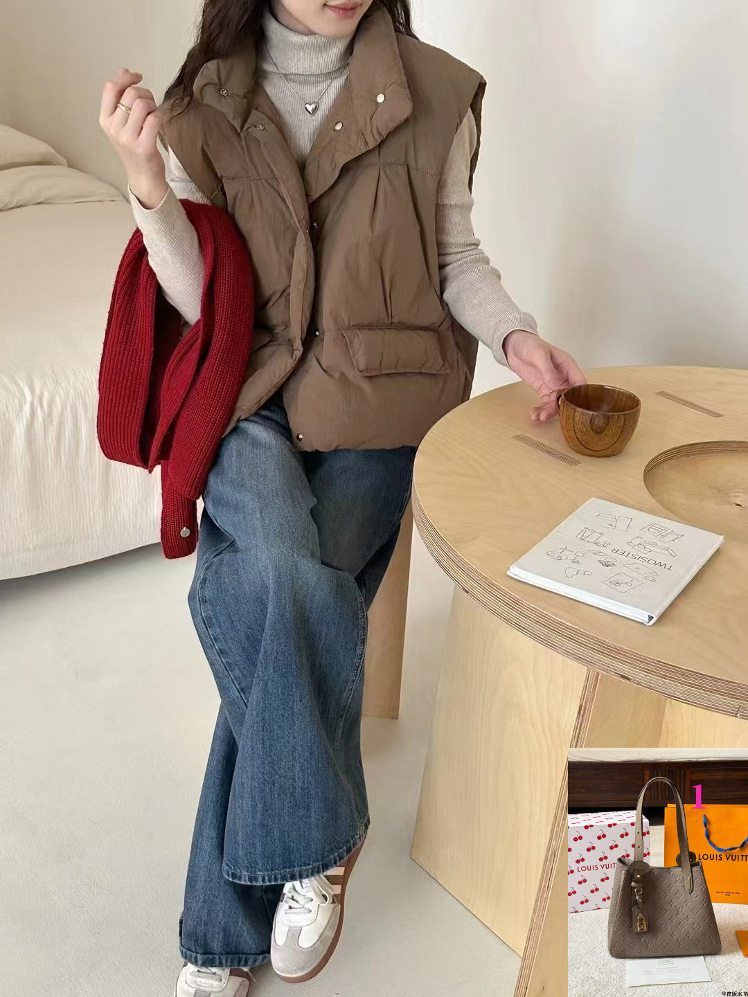 Short Stand-up Collar Vest Thickened Jacket SA487