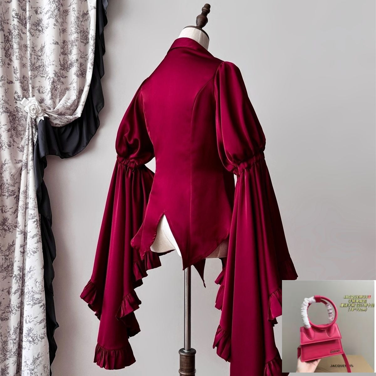 V-neck Shirt with Sleeves SA644