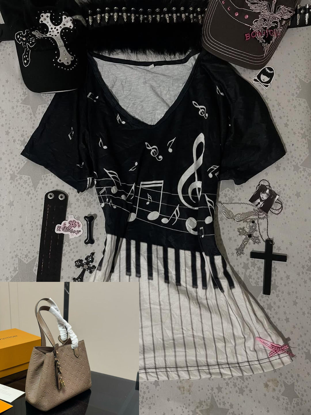 Printed Short-sleeved T-shirt V-neck Top SA720