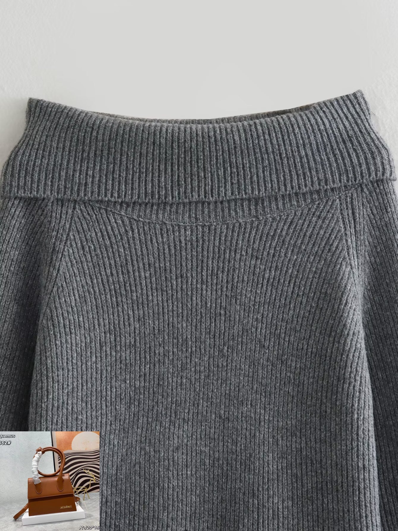 Straight Shoulder Long-sleeved Sweater Top SA401