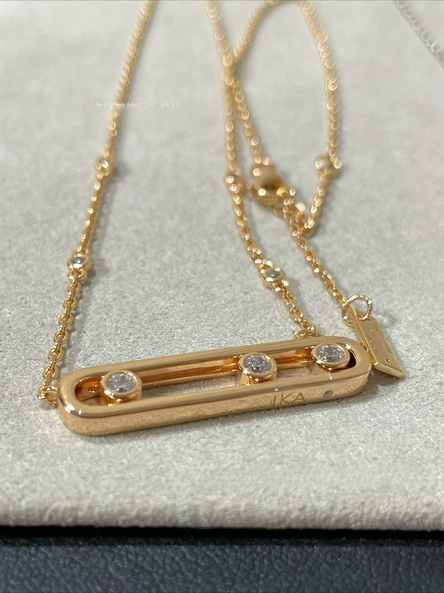 Diamond Pendant Sliding Necklace SAB058