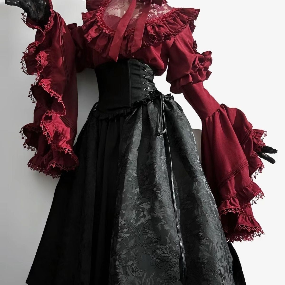 Lolita Skirt and Long-sleeved Blouse Set  US 64D192