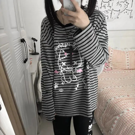 Vintage Striped Long-sleeved Graffiti TshirtsSA180
