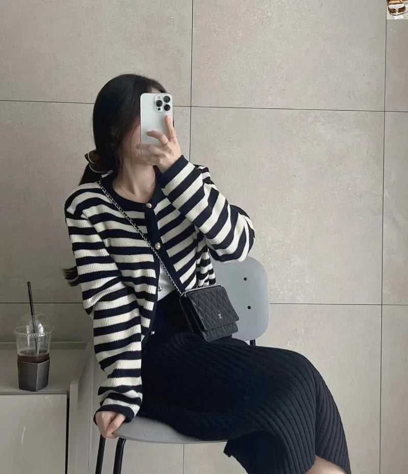 Chic Striped Sweater Coats Femme Cardigan SA003
