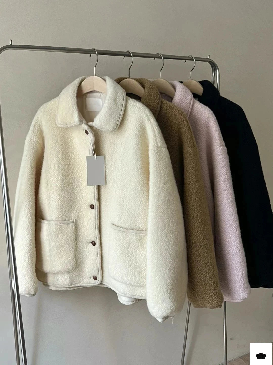 Minimalist Sweet Cute  Coats SA108  28x15.5x8 cm