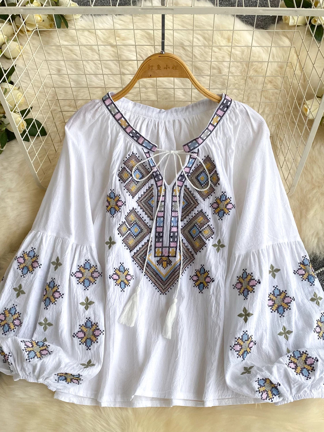 Bohemian heavy embroidery tassel shirt SA802