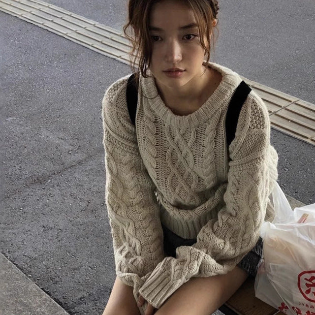 Twist Crew Neck Sweater Women SA499