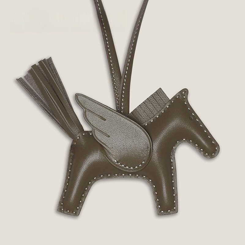 Pony Pendant SAB173