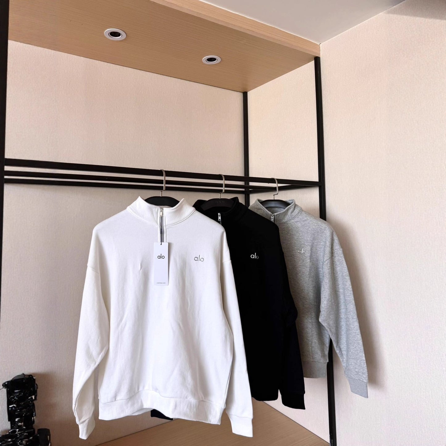 Stand-up Collar Sweater Shorts