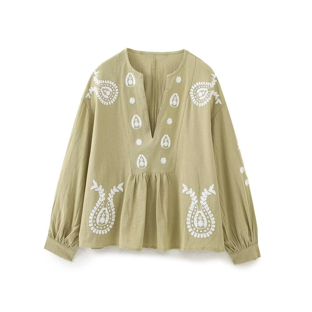 Summer New V-neck Fashion Embroidered Top SA379