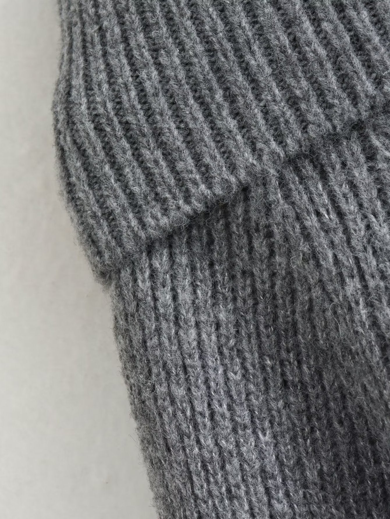 Straight Shoulder Long-sleeved Sweater Top SA401
