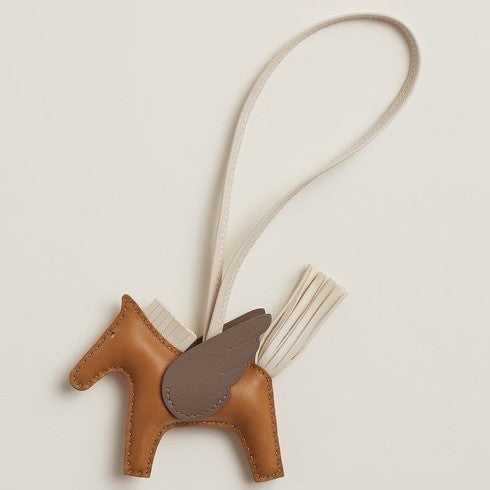 Pony Pendant SAB173