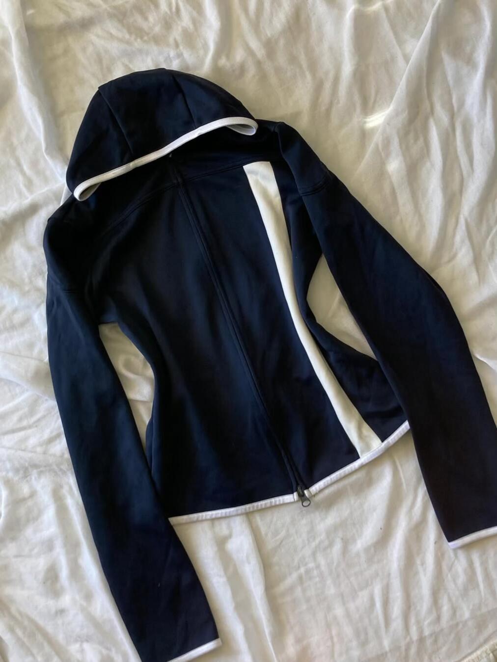 Hooded Sweater Jacket Woman SA534