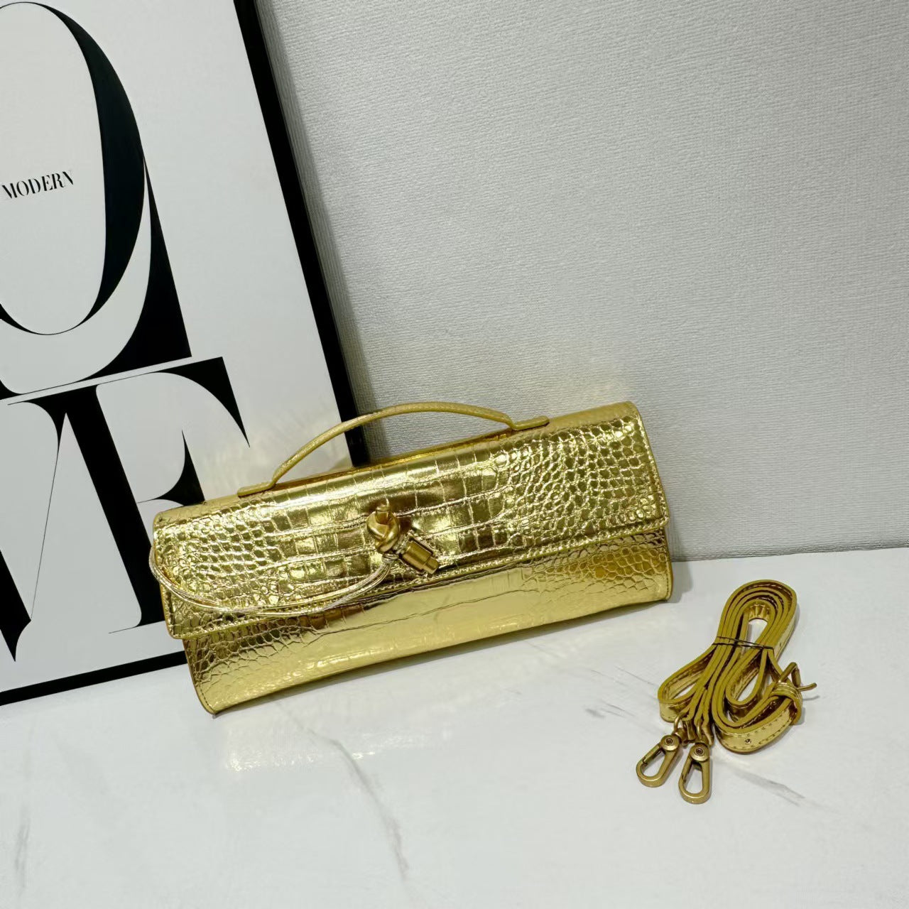 Woven Clutch Bag UK 64D075