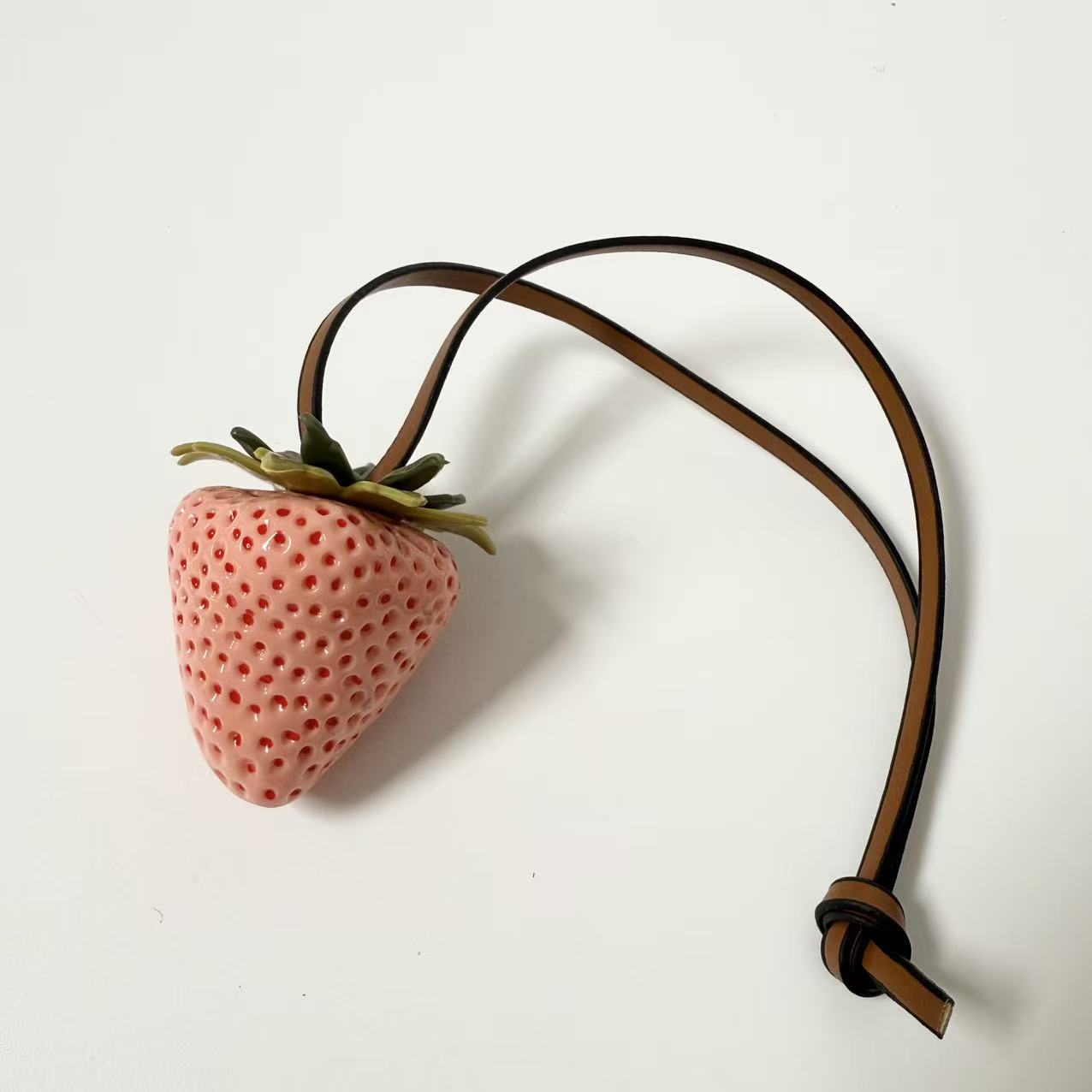 Strawberry Bag Pendant SAB092