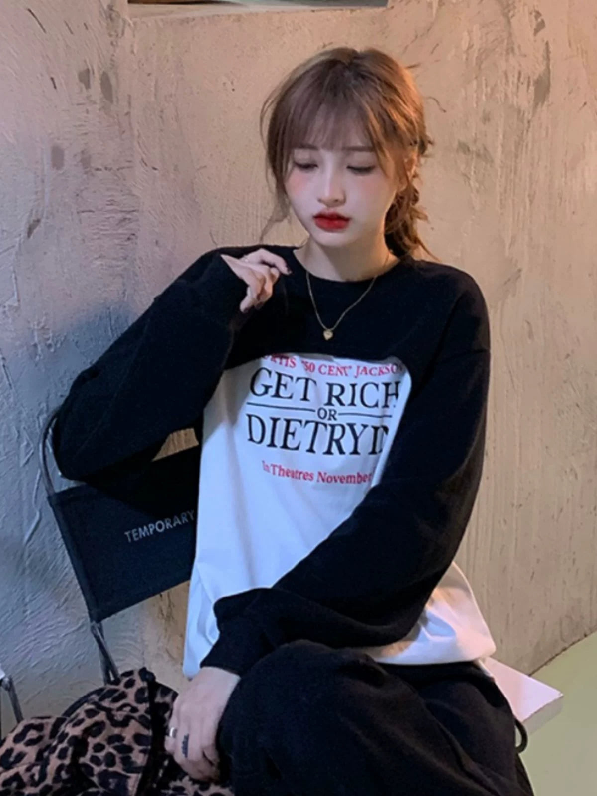 Super Short Sweater Women 69B899