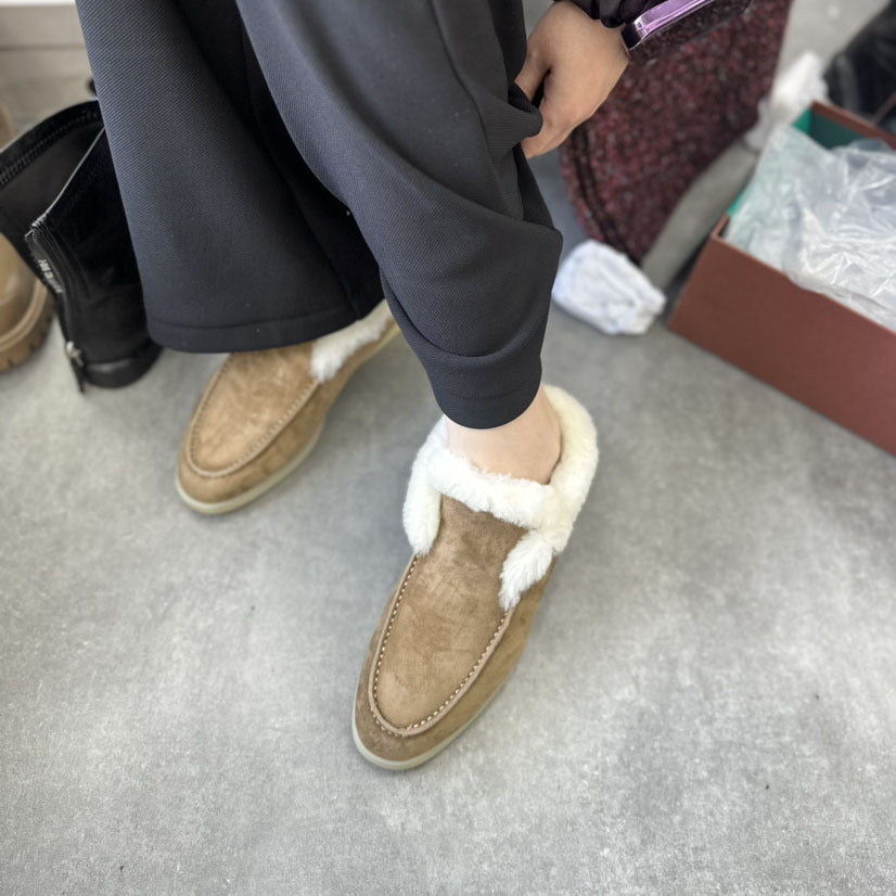 Short Boots and Fleece Shoes SA520