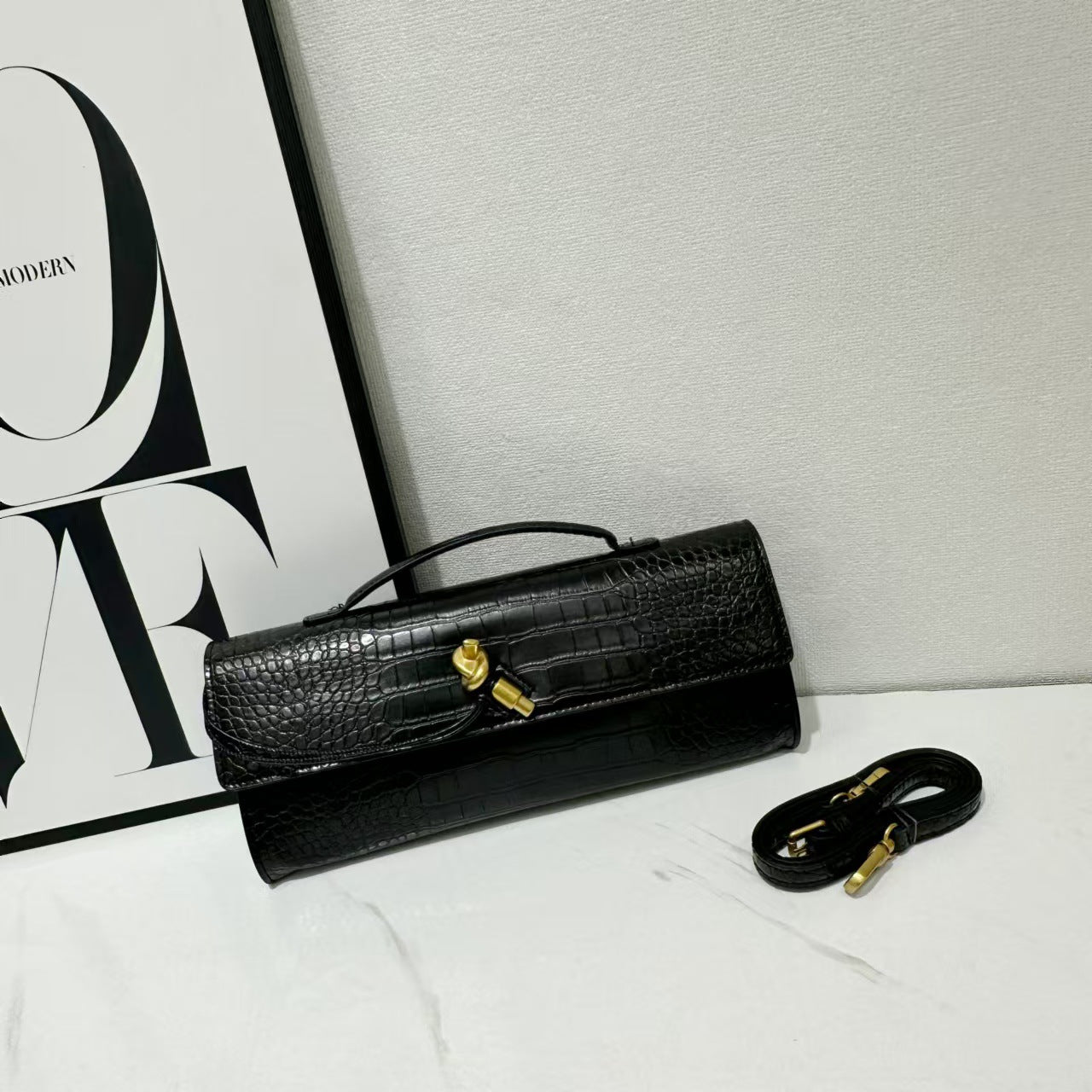 Woven Clutch Bag UK 64D075