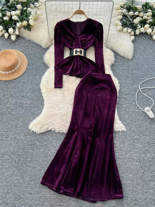 Long-sleeved Velvet Top, High-waisted  Skirt, Two-piece Set 69B917